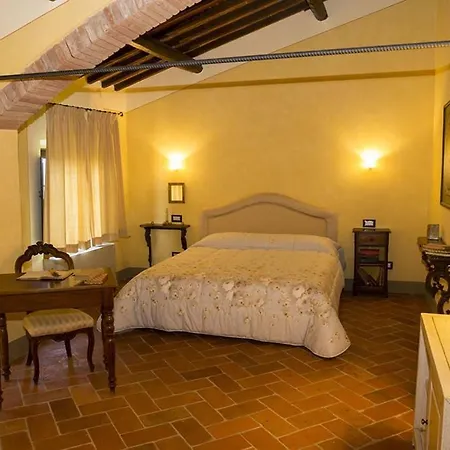 Casale Di Valle Dimora Storica 4*